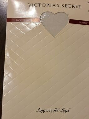 Victoria's Secret Sheer Pantyhose - Cream